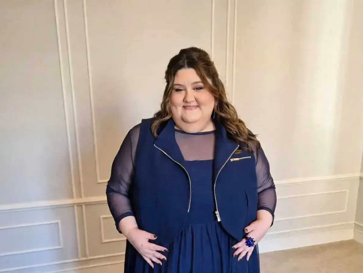 Carolina Álvarez, coprotagonista en "Mis muertos tristes".
