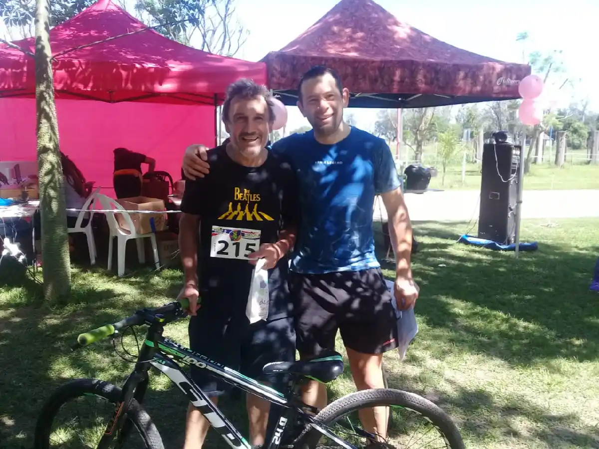 Molinari y Roldán cerraron con festejos la temporada