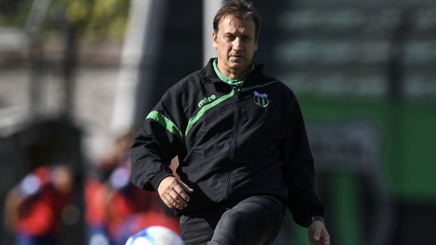 Perazzo ya no es el DT de Chicago