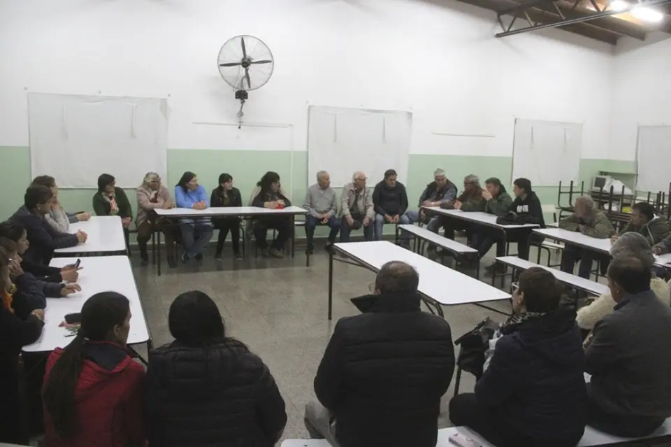 Se analizó progreso de tareas en barrio de la Escuela Nº 6