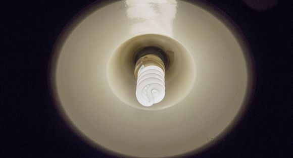 "Impresentable": Conectó la luz en un monoambiente sin habitar y le vino una factura de 400 mil pesos