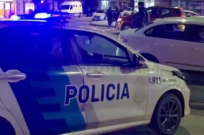 En las últimas horas se observa un importante despliegue de efectivos policiales en diferentes barrios de la ciudad.