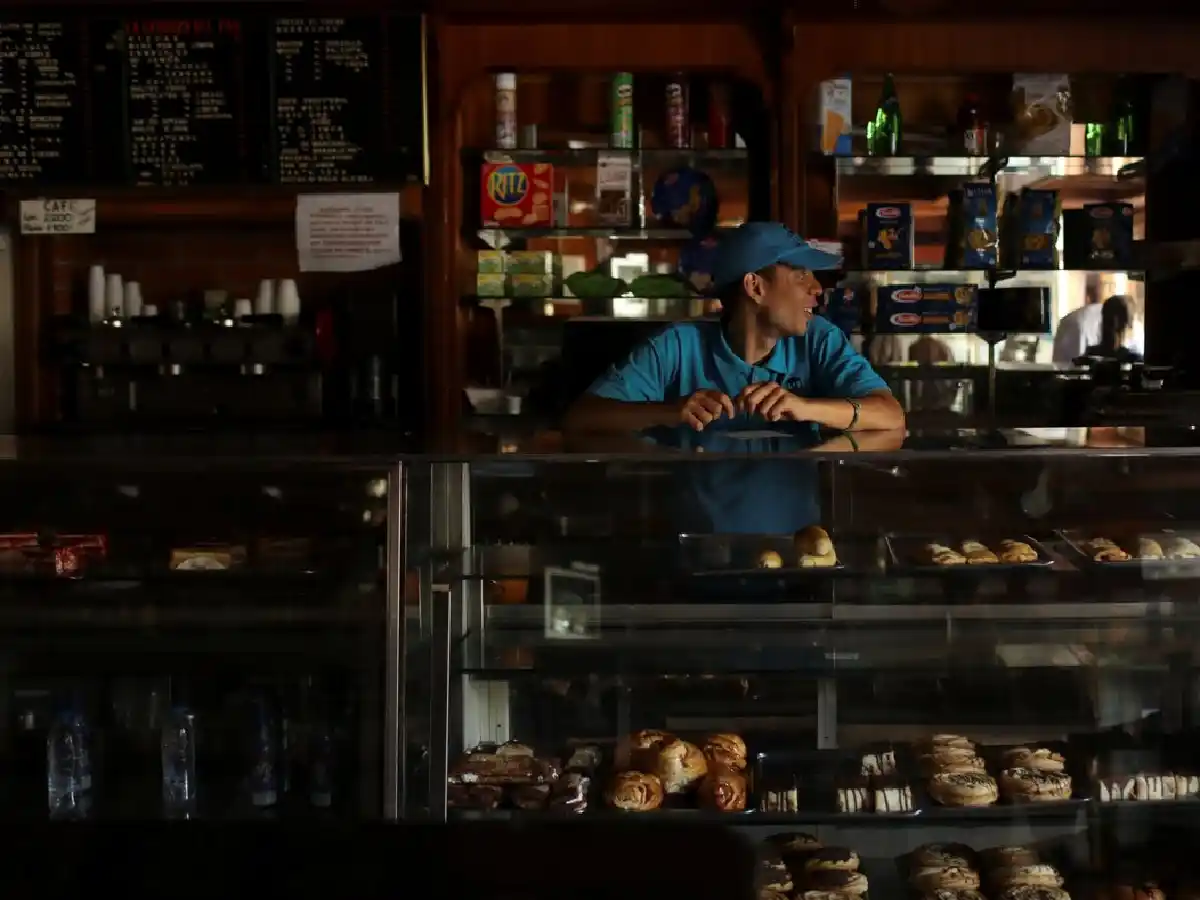 A quién reclamar por el apagón