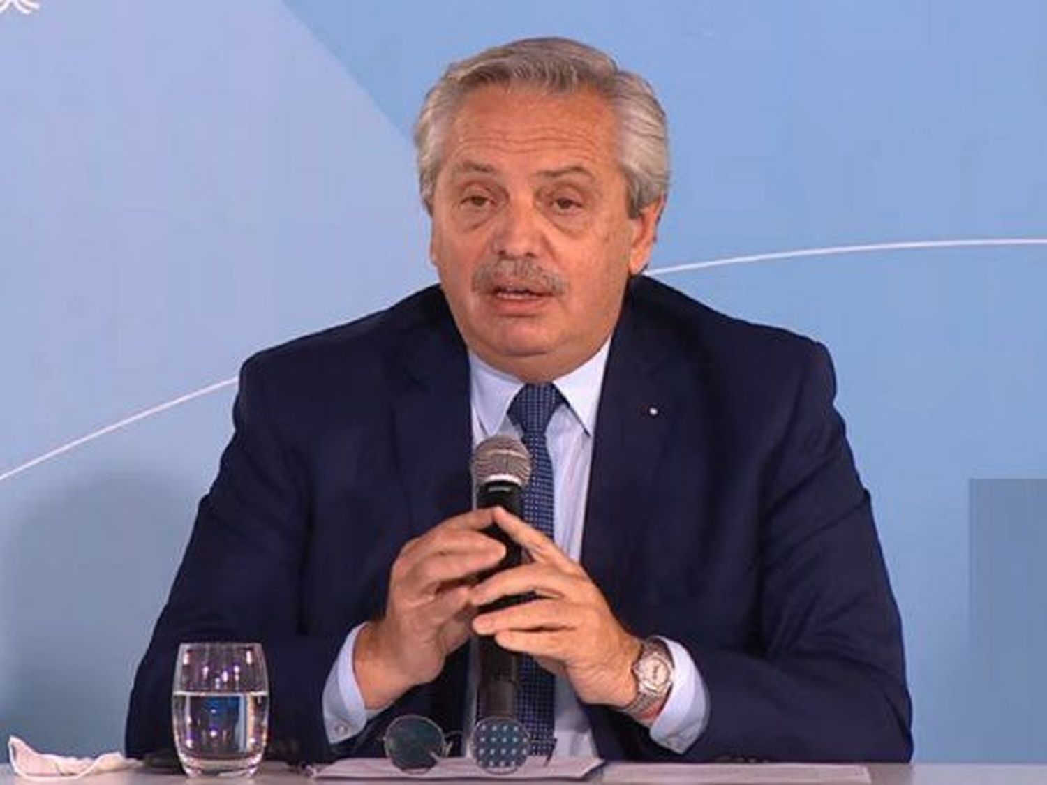 Alberto Fernández tras el cortocircuito interno por las tarifas: "Hemos fijado un aumento del 9%. Es un tema terminado"