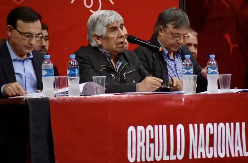 Javier Cantero, expulsado como socio