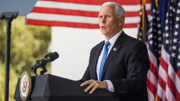 Mike Pence recibirá públicamente la vacuna contra el COVID-19