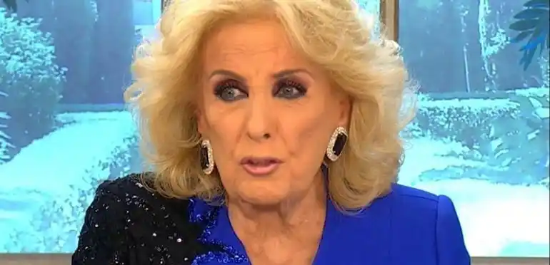 ¡FELICES 90! ¿Cuál fue el primer saludo que recibió la diva?