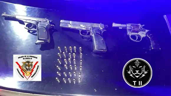 Tres detenidos con armas durante un operativo por disparos en zona noroeste