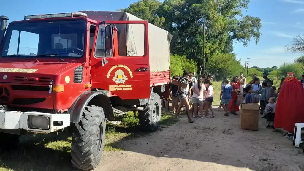 Los Reyes Magos llevaron alegría a más de 850 niños gualeyos