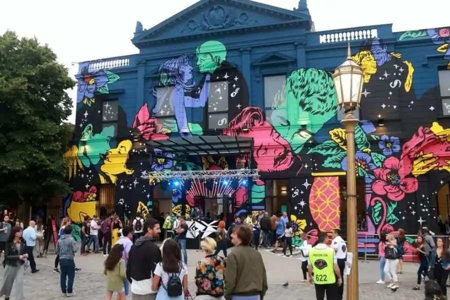 La Ciudad de Buenos Aires recibió más de 370 mil turistas durante las primeras dos semanas