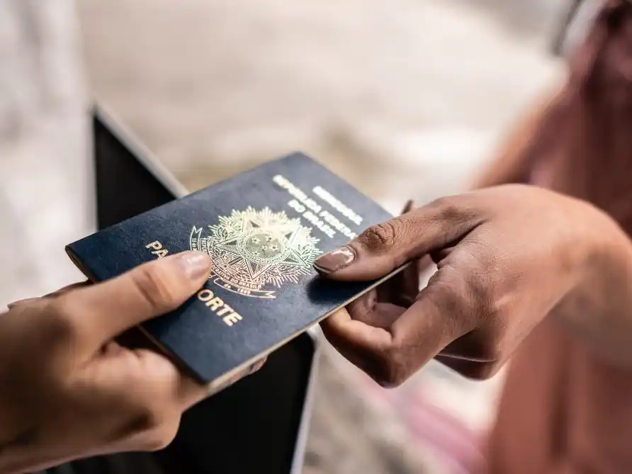 El Gobierno de Estados Unidos reforzó los controles migratorios y puso el foco en la validez del pasaporte como condición indispensable para viajar.