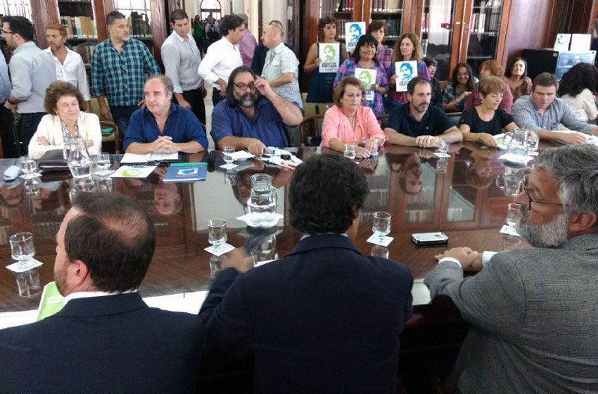 En 10 días vuelve la discusión paritaria entre Vidal y los docentes