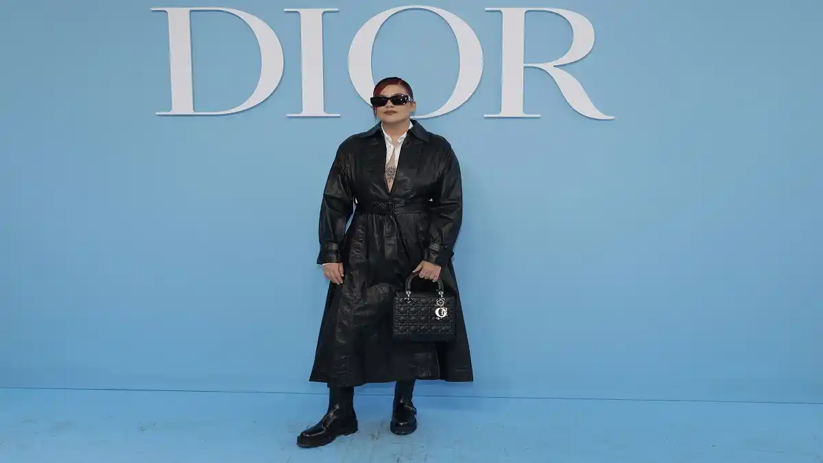 EL HOMENAJE de DIOR  a las atletas de los JJ.OO. con un desfile lleno de amazonas