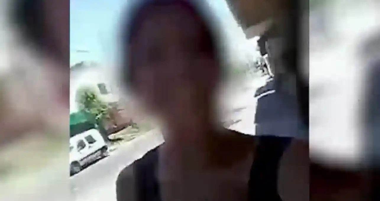  "¿Te gustó la puñalada, amiga?": apuñaló a una joven en la escuela y se grabó burlándose 