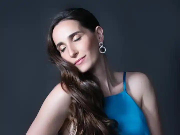 Vanesa Mardesena vive hace 3 años en San Pedro y participó en La Voz Argentina.