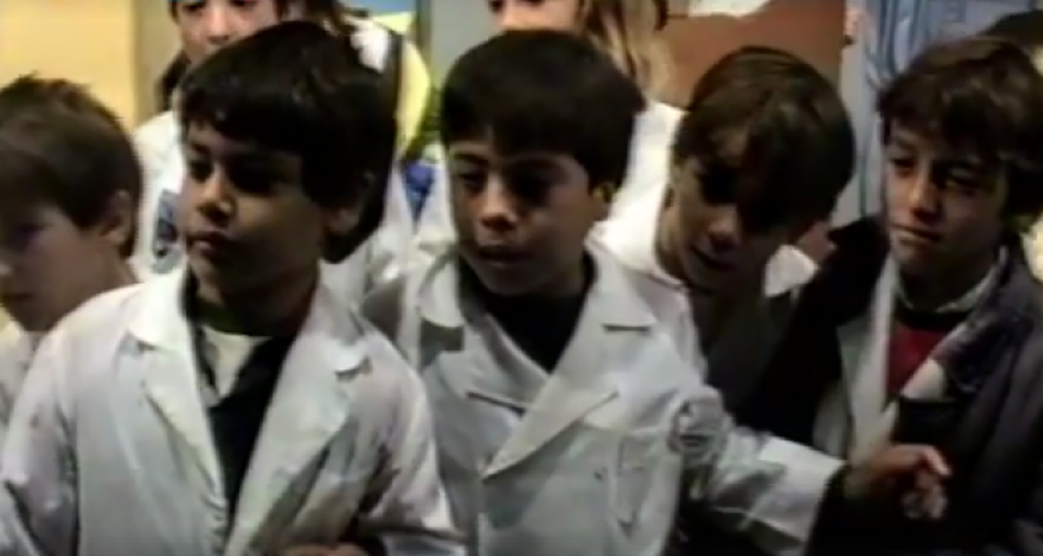 San Pedro TeVe: Alumnos visitan Canal 4 en el año 1990