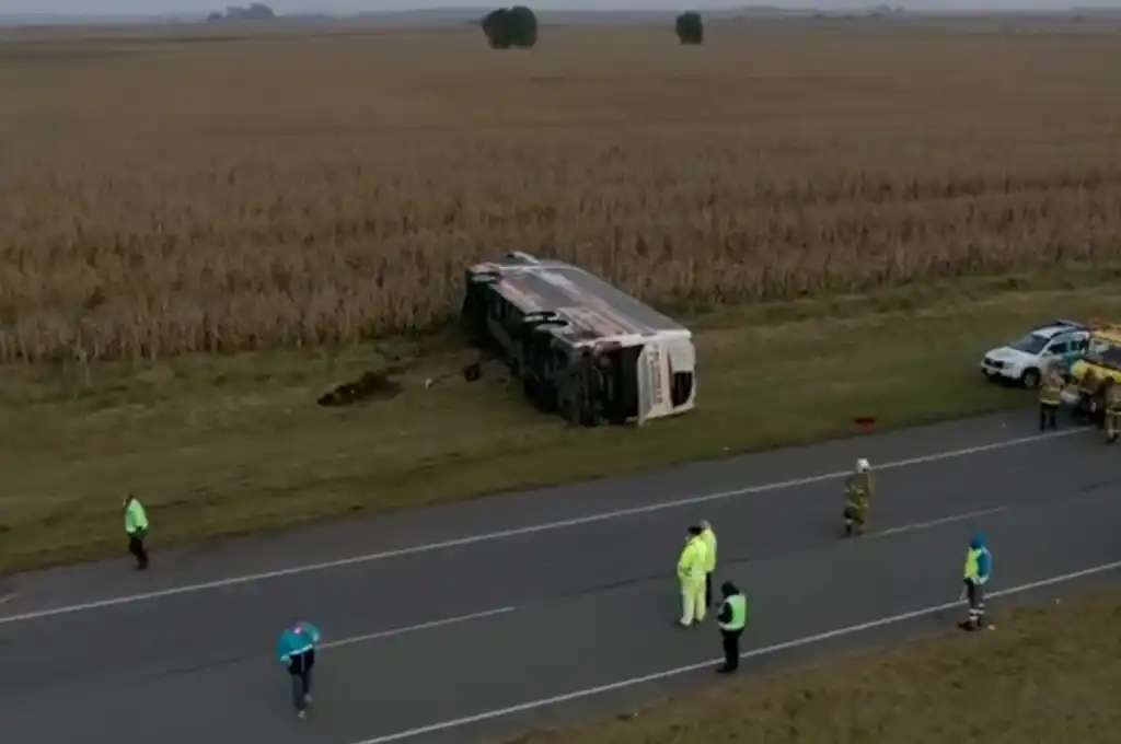 El micro que volcó estaba habilitado y cumplía con la capacidad por el contexto sanitario