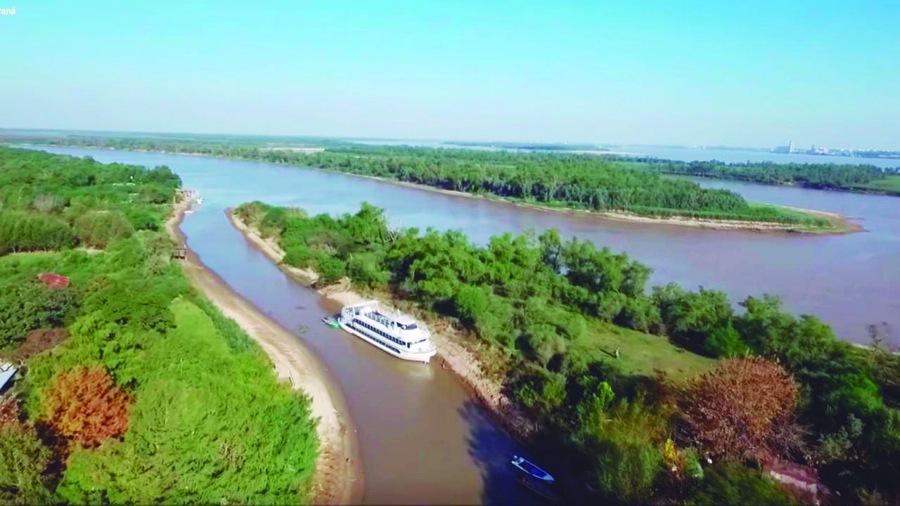 Se venden lotes en islas de dominio público, flojos de papeles