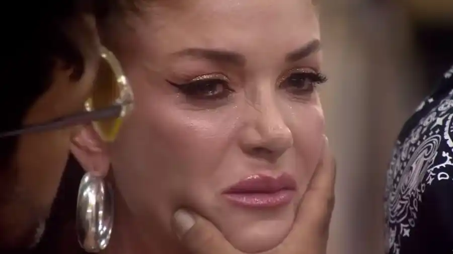 El actor Alejandro Estrada entró al reality para pedirle el divorcio a la Nataly Umaña