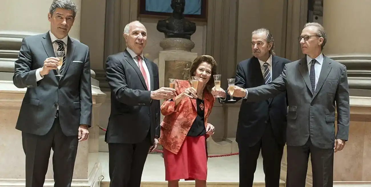 La última vez que la Corte funcionó con los cinco miembros en que la ley fija actualmente su integración fue en 2021, antes de la renuncia de Elena Highton y la jubilación de Juan Carlos Maqueda. Crédito: Archivo El Litoral.