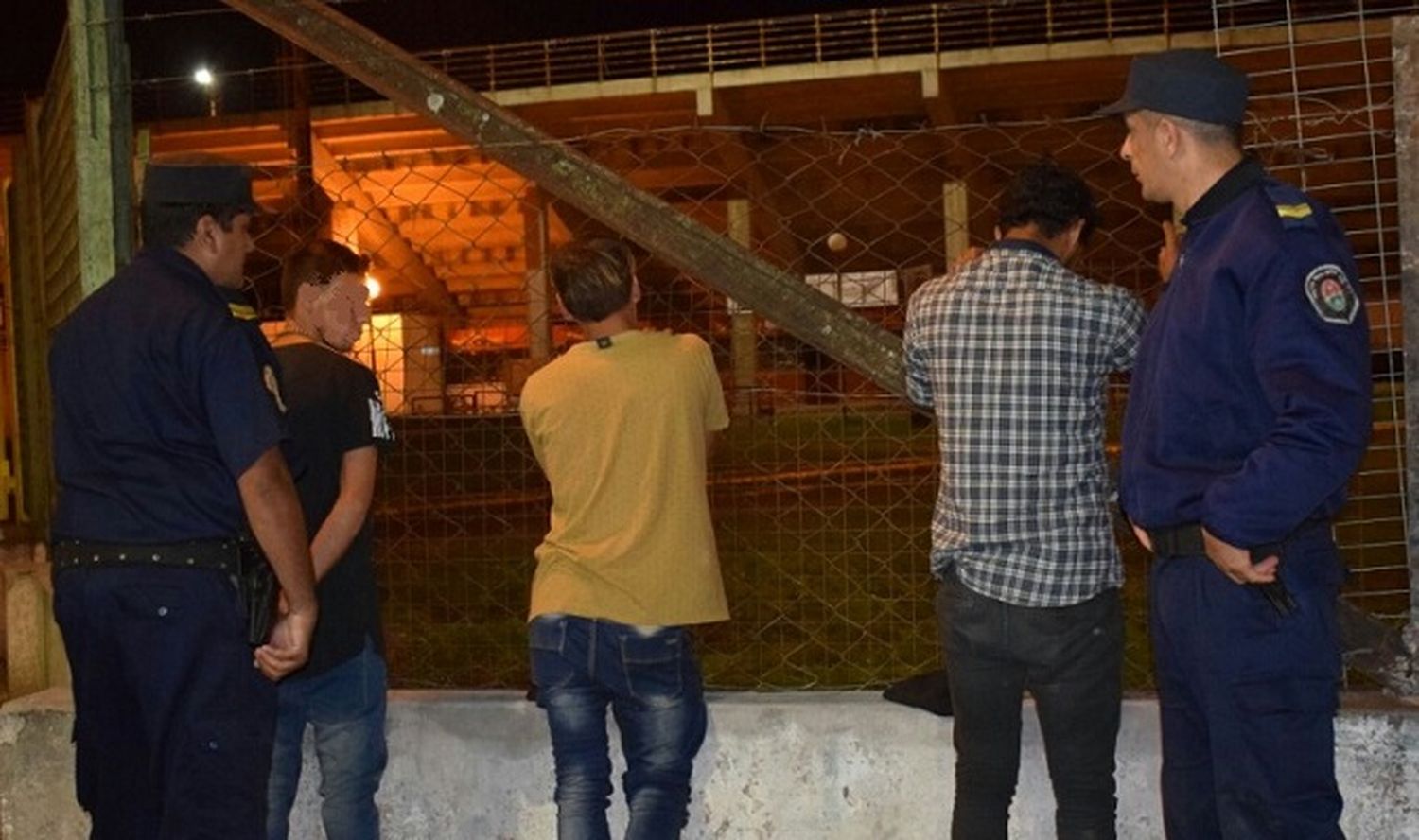 Entraron a robar a una casa, los denunciaron y fueron detenidos