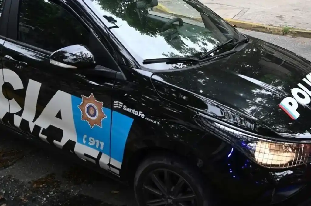 Lo que era un momento íntimo terminó con amenazas de arma de fuego y la pérdida de objetos personales