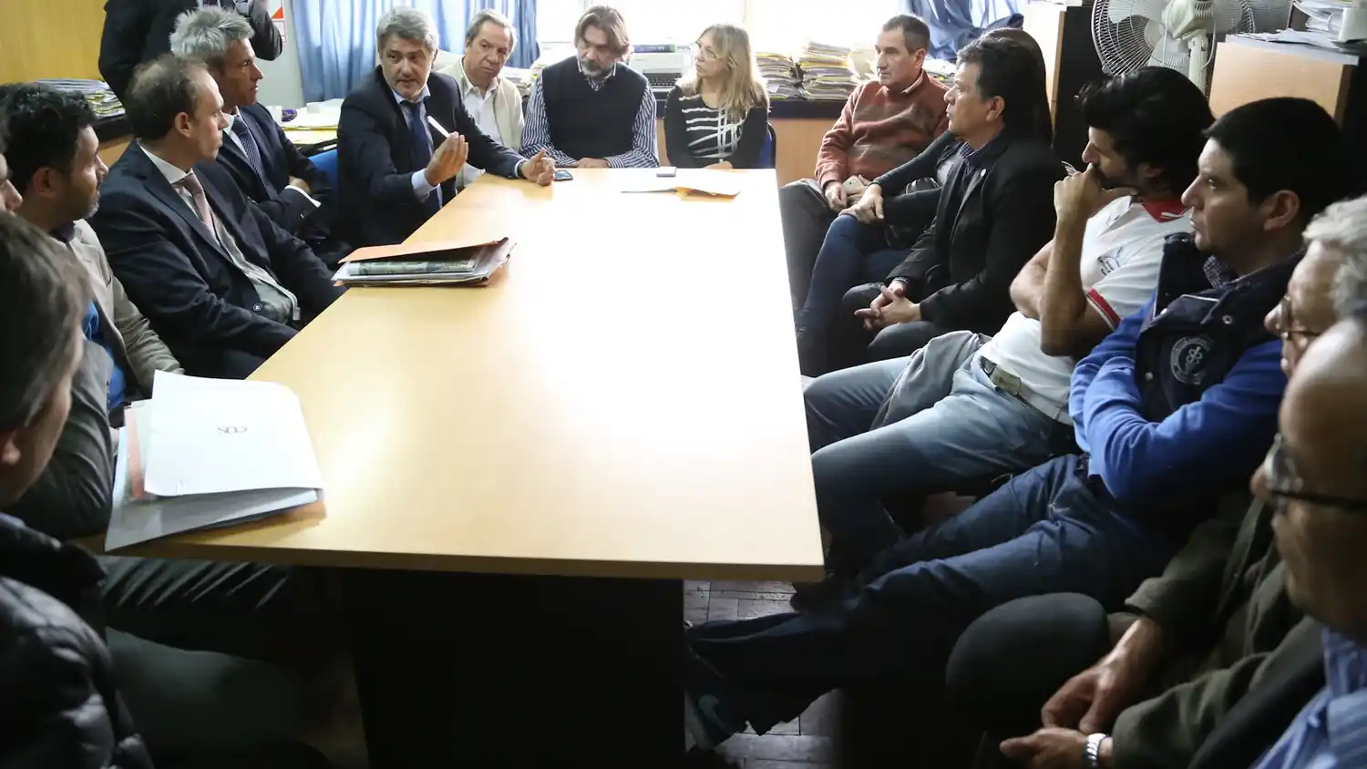 Dictaron la conciliación obligatoria para grandes supermercados y trabajadores de comercio