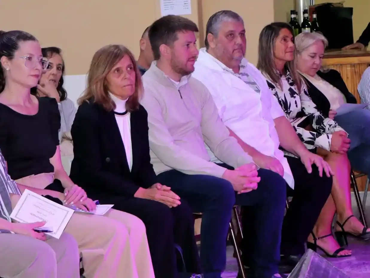 Celebración. Emotivo festejo en el 75 aniversario de la institución educativa