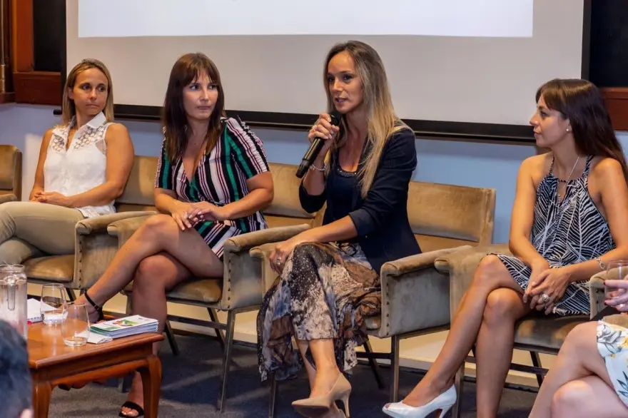 Malena Galmarini busca que las tareas de cuidado extras no recaigan en mayor medida en las mujeres