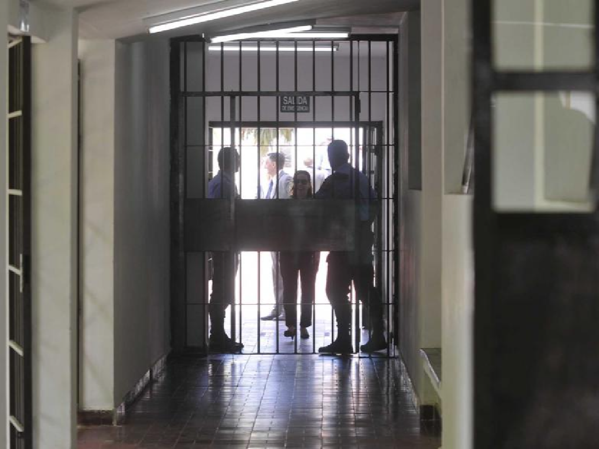 Escapó un preso de la UCA en Córdoba: habría hecho un boquete