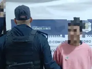 El sujeto fue trasladado a la Commisaría.