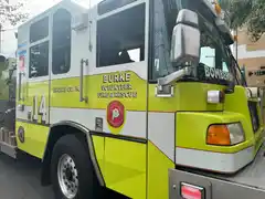 Tras un incendio en su vivienda, una mujer debió ser hospitalizada