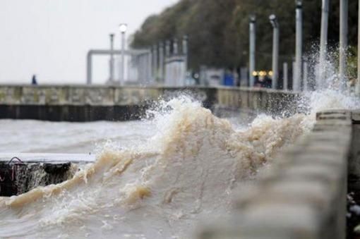 Alerta por importante crecida del Río de la Plata