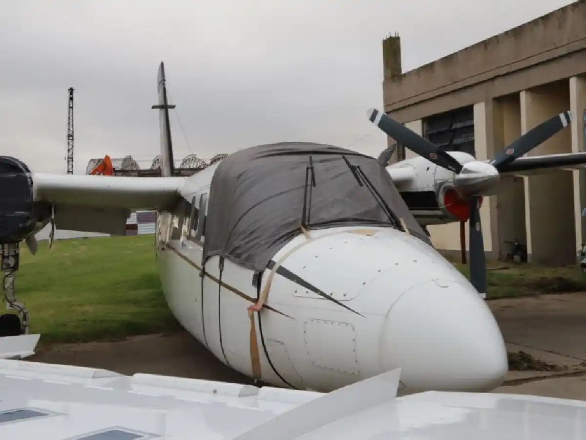 Se inicia la subasta pública de un avión del detenido Lázaro Báez