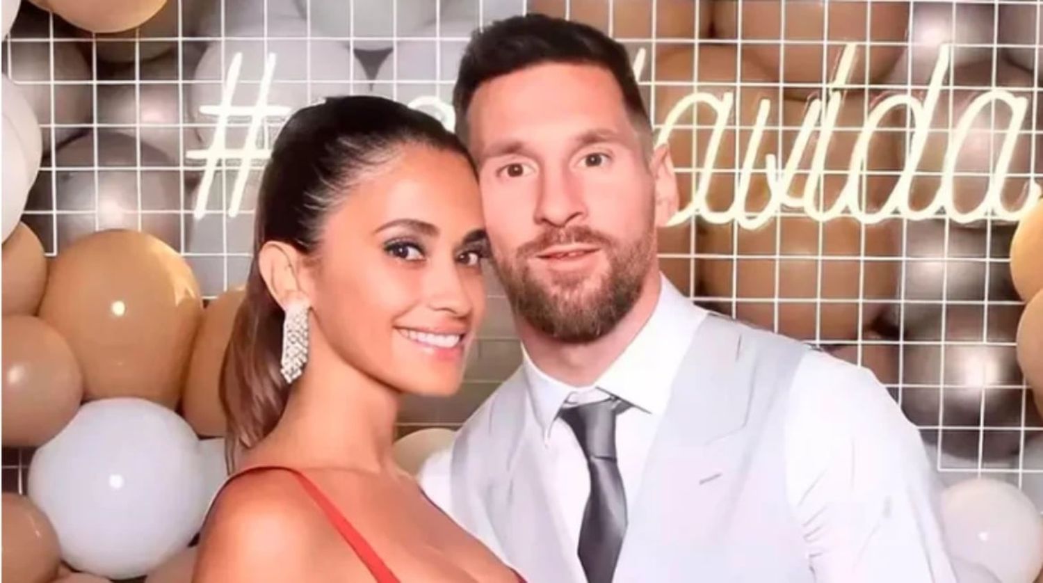 Lionel Messi y Antonela Roccuzzo brillaron en el casamiento de Jordi Alba y Romarey Ventura