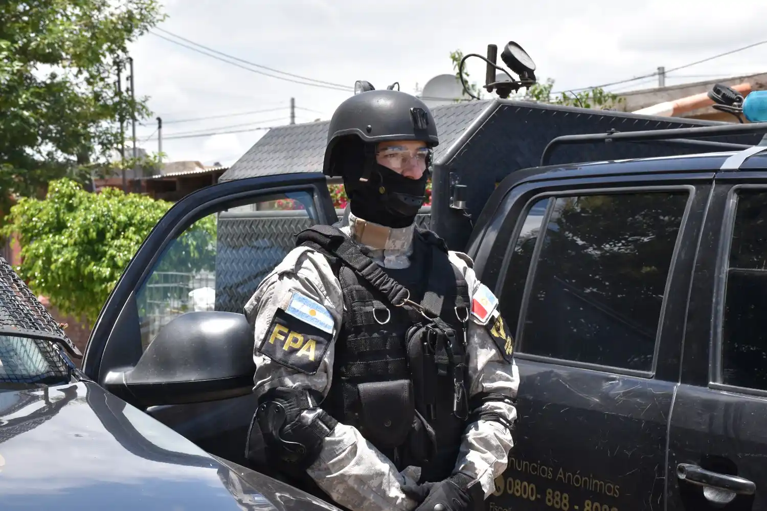 Fuerte operativo de la Fuerza Policial Antinarcotráfico.