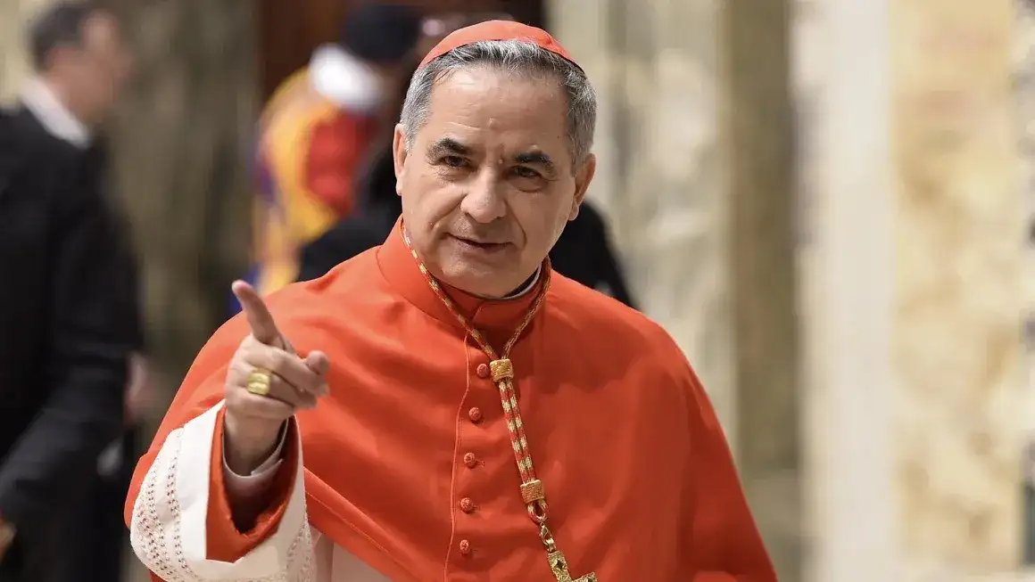 Condenado. El cardenal Angelo Becciu en una foto de 2018. Gentileza CNN.