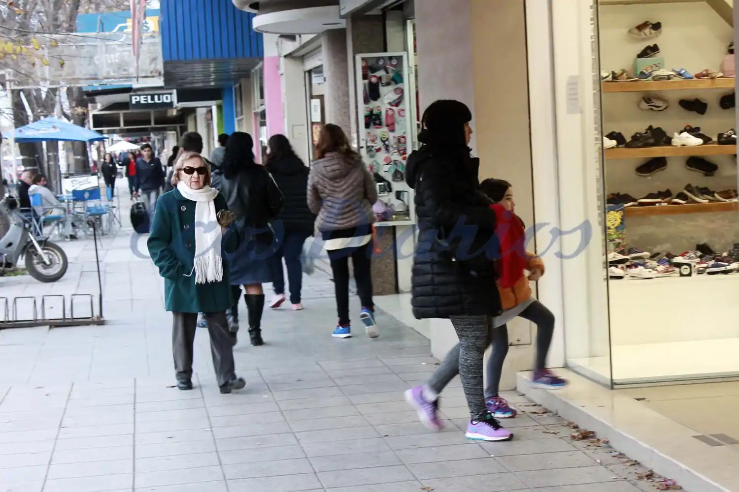 Cambio de hábitos: el desafío de abrir un comercio de corrido