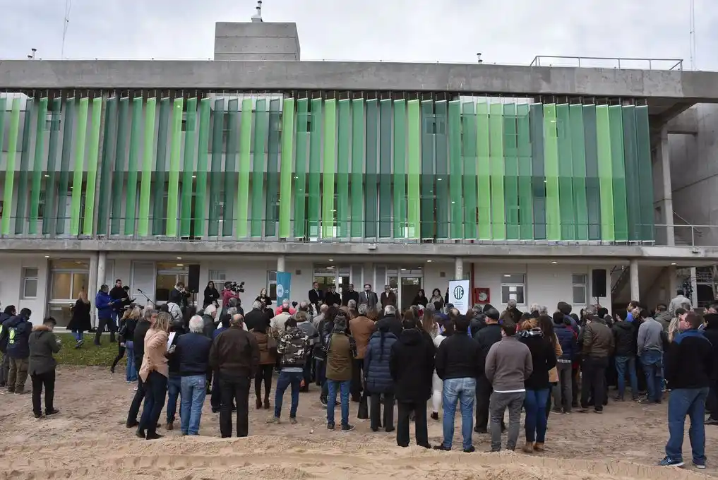 “Las inversiones en educación son la apuesta a la Santa Fe del futuro”