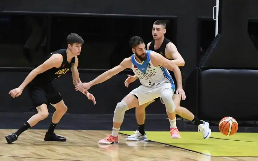 La Unión perdió ante Obras y esta noche visita a Gimnasia