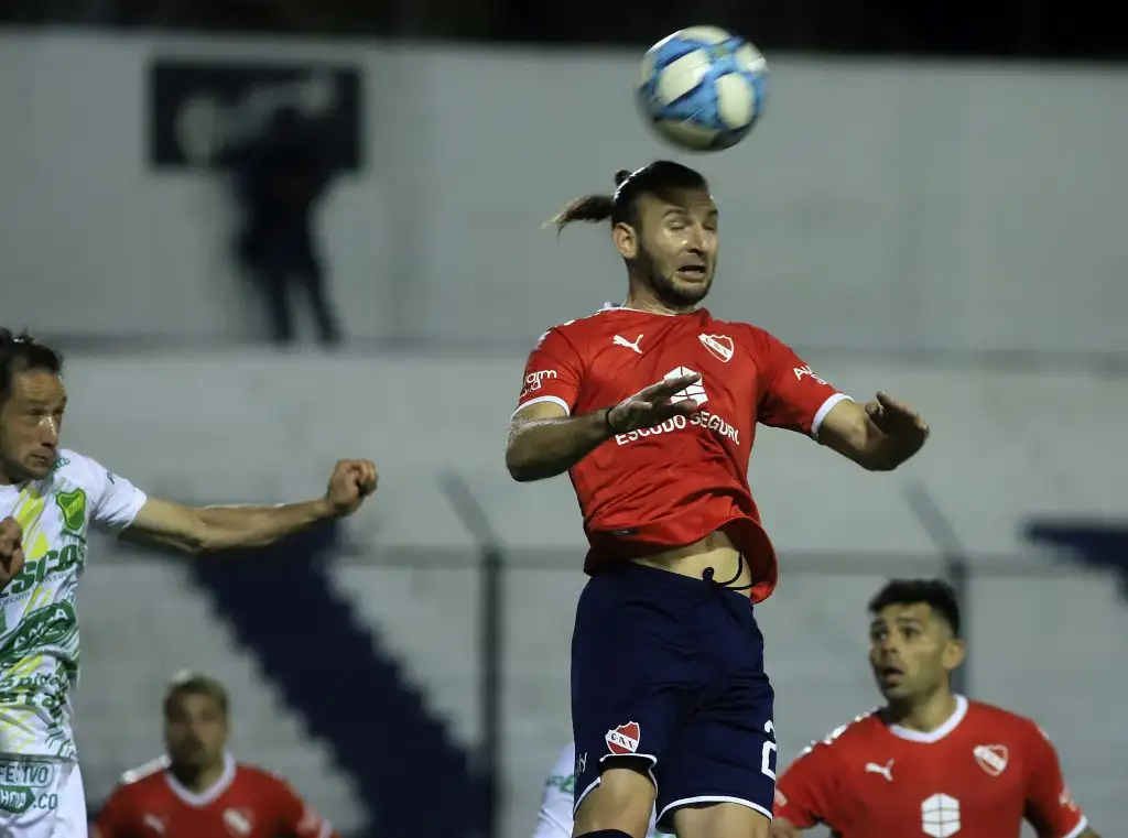     Gastón Silva presentó una demanda ante Independiente