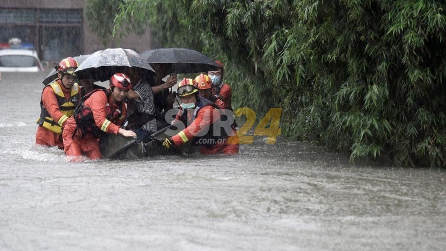 China: el tifón In-Fa tocó tierra tras devastadoras inundaciones