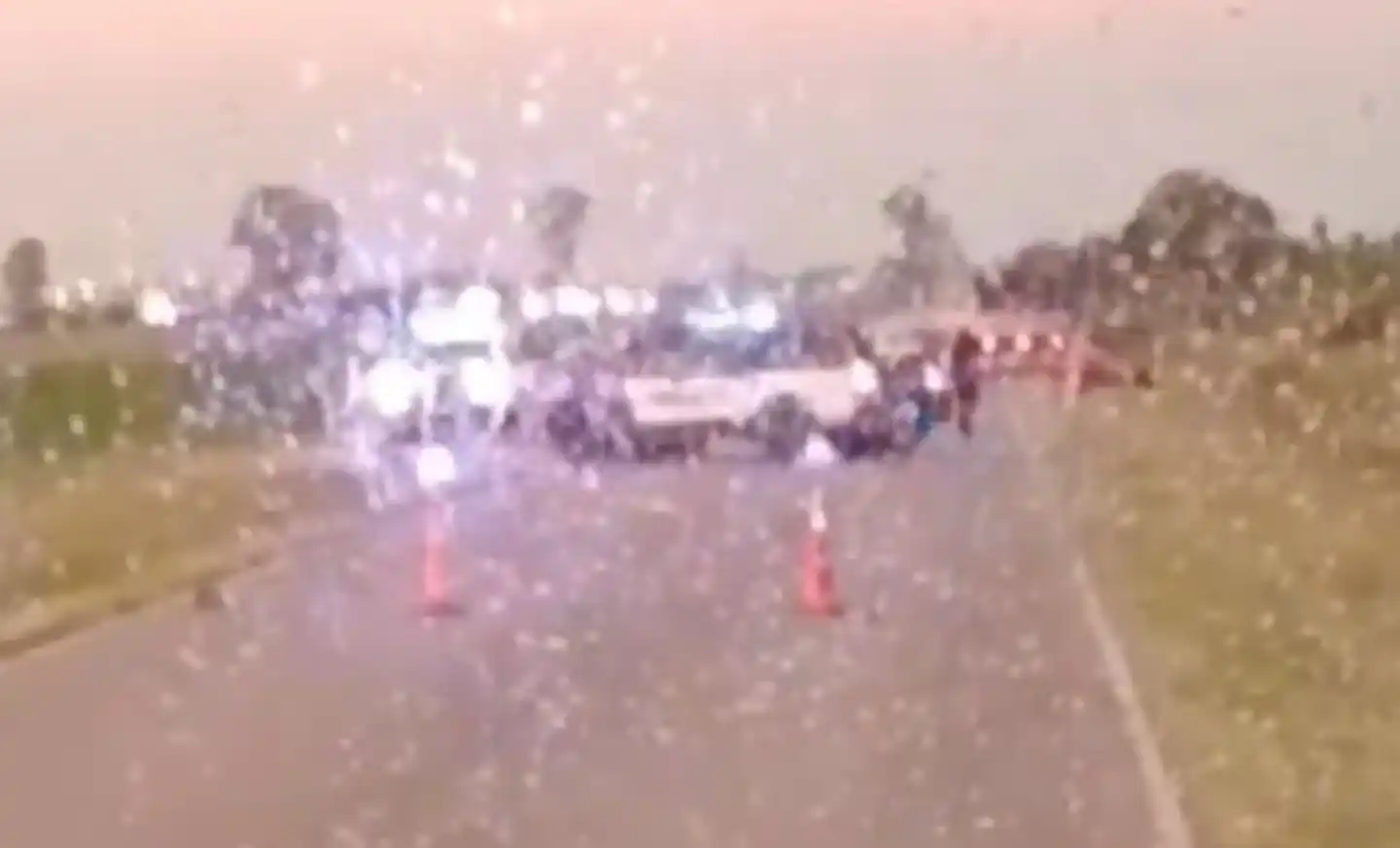 La fumigadora era conducida por otro joven de 21 años, quien resultó ileso.