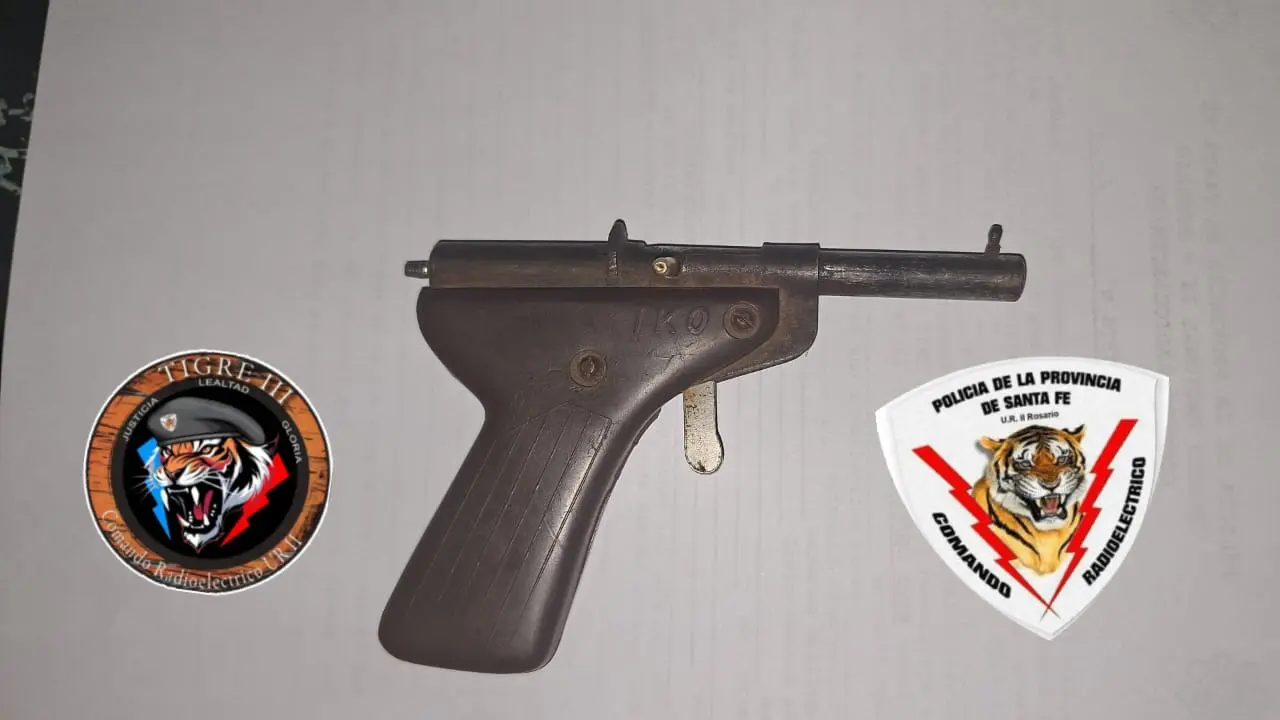 Arma secuestrada.