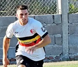 La Dulce y Villa Díaz Vélez no lograron romper el cero