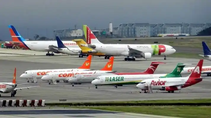 LÍNEAS AÉREAS esperanzadas: prevén «normalización» de actividades para finales del 2021