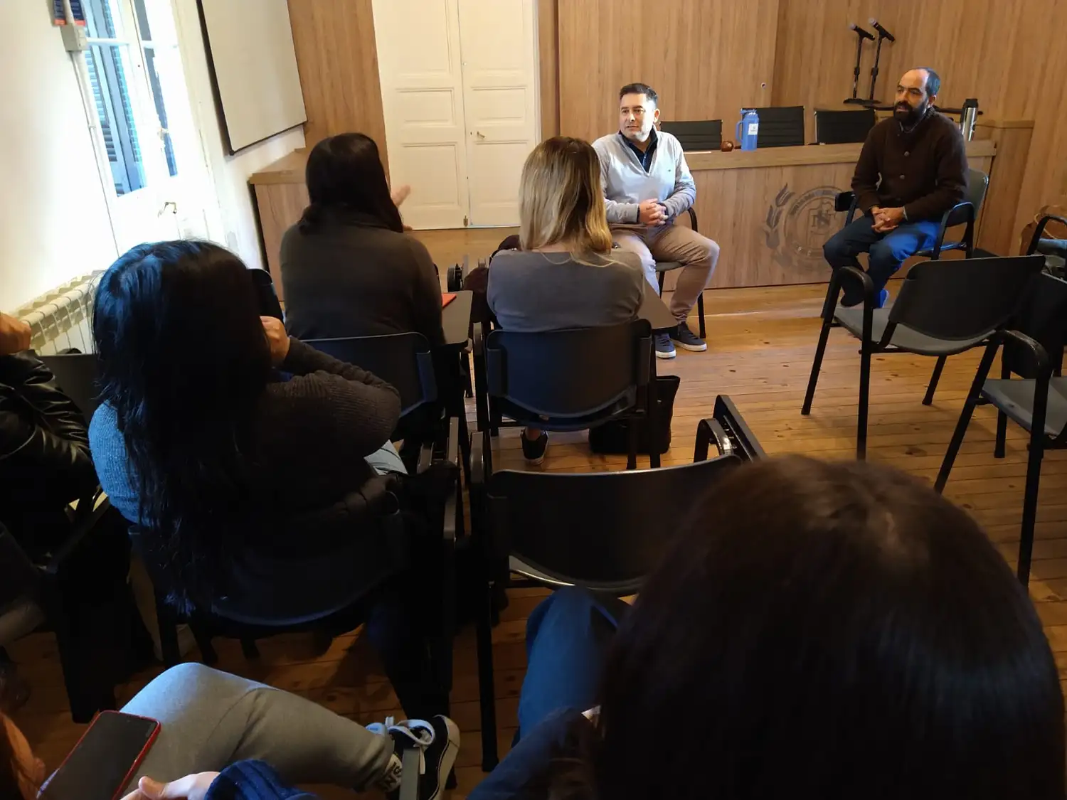 El encuentro en Azul contó con la participación de docentes, estudiantes y personas de la comunidad