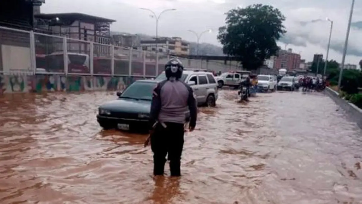 ¡INAMEH MANTIENE LA ALERTA! LLUVIAS generan pérdida de viviendas en San Félix (+VIDEO)