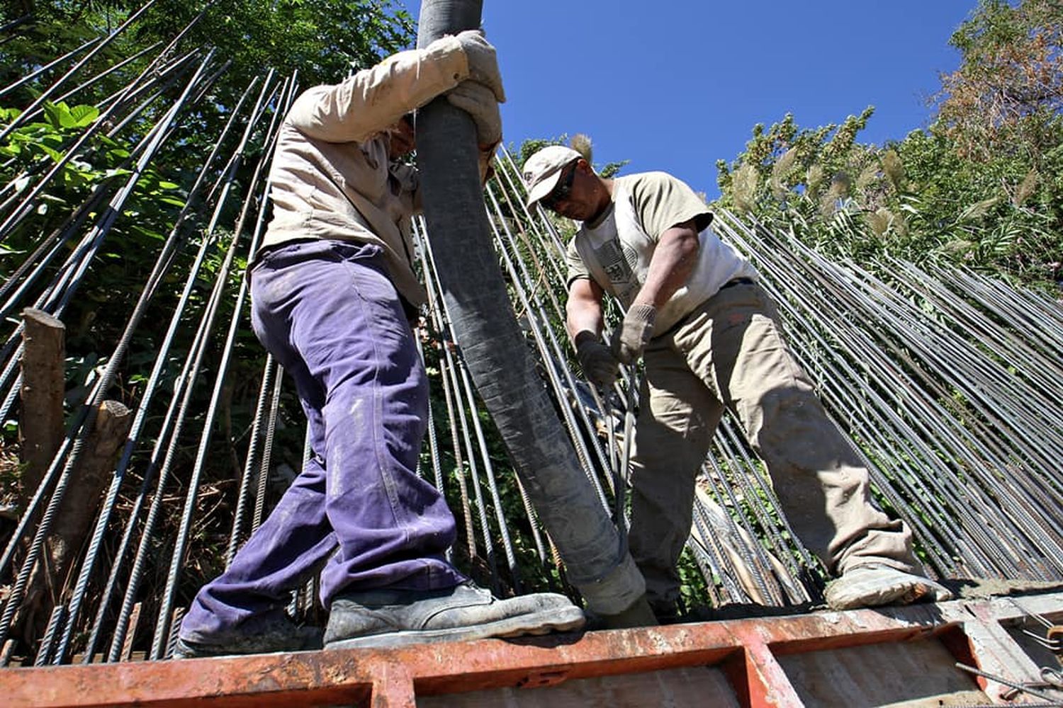 Los empresarios prevén un escenario económico negativo el resto del año