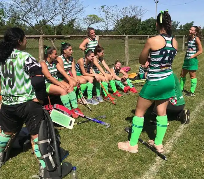 Hípico Verde goleó y sigue  mandando en soledad